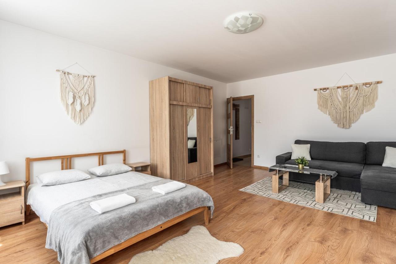 Apartamenty Interdom 자코파네 외부 사진
